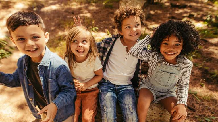 Group of kids with their cavity free teeth in Armidale NSW